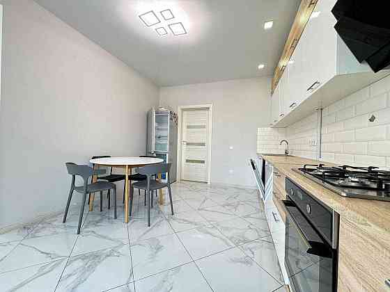 Продаж сучасної квартири в ЖК Калинова Слобода!!! єВідновлення! Крихівці