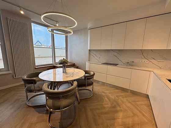 Без% Продаж пентхаусу 170м2 з терасою Жк Смарагдовий новий ремонт! Киев