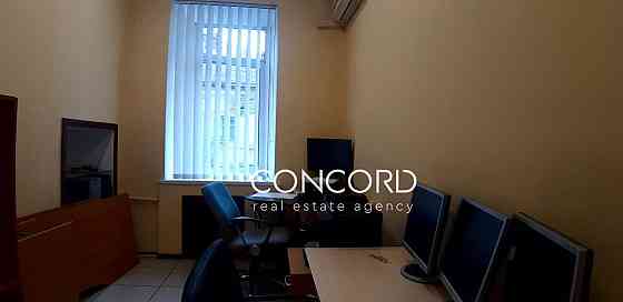 БЕЗ %. Михайлівська вул., 16-Б. ЦЕНТР! Майдан Незалежності. ТЕРМІНОВО! Киев