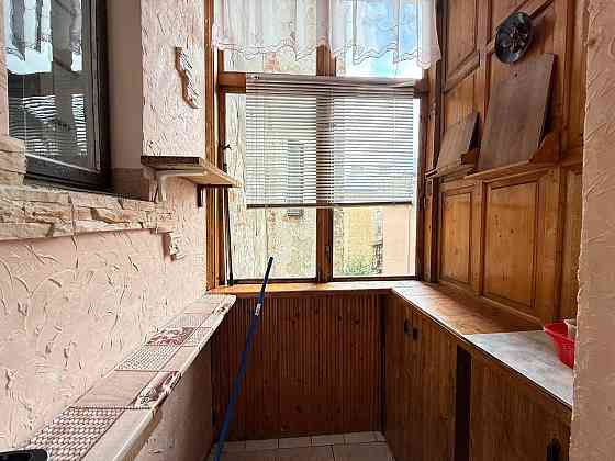 Оренда! Театральна Площа! Історичний центр Чернівців! Чернівці