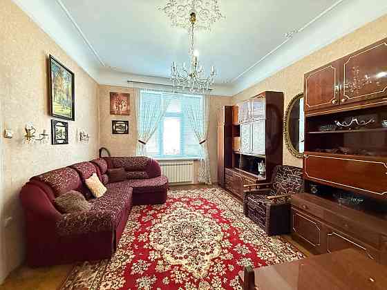 Оренда! Театральна Площа! Історичний центр Чернівців! Чернівці