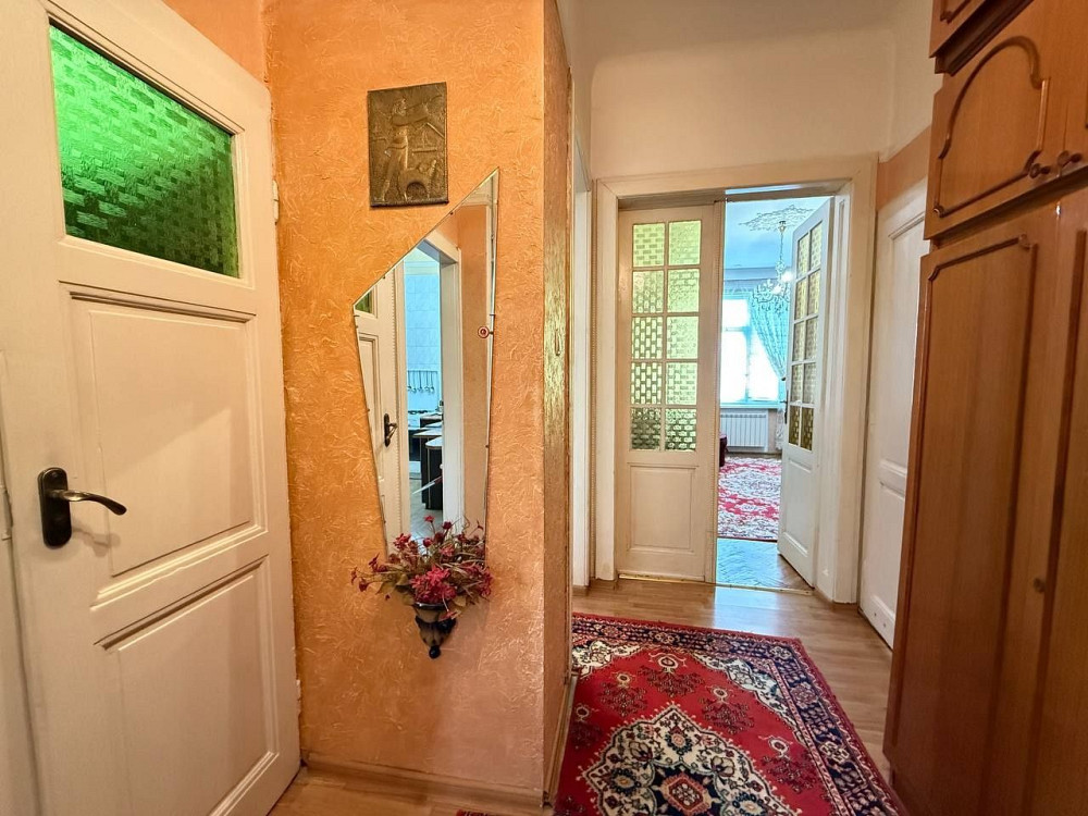 Оренда! Театральна Площа! Історичний центр Чернівців! Чернівці - зображення 5