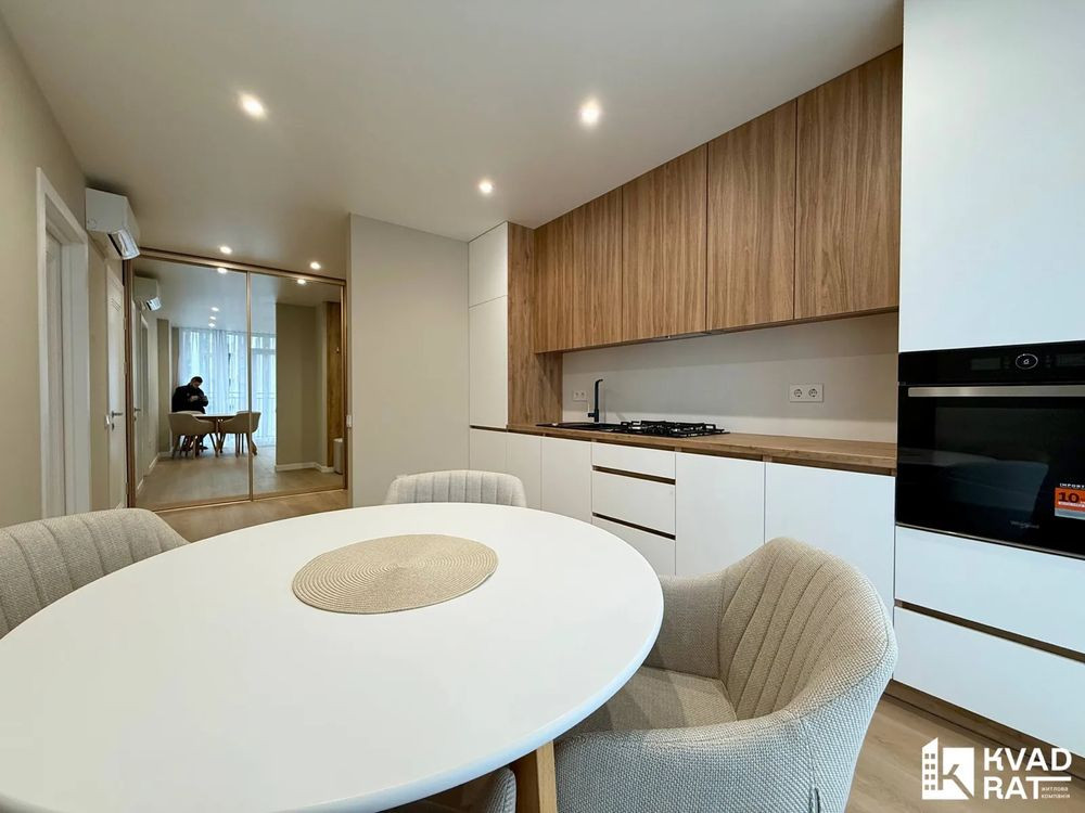 Перша здача 1 кім у центральній частині міста, ЖК Фемелі Плаза Івано-Франківськ - зображення 1