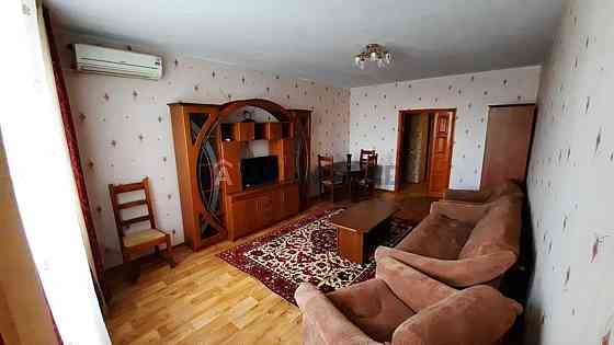 2-кімнатна квартира в Голосіївському районі біля метро! Київ