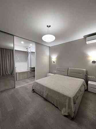 Оренда в ЖК Новопечерские Липки 2 комнатная 65м2 Драгомирова 11 Київ