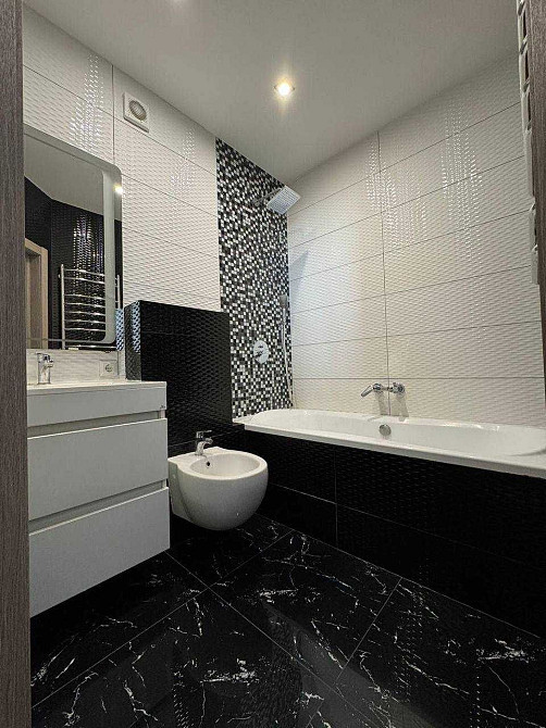 Євро 3 кімнатна квартира в центрі міста Ірпінь - зображення 7