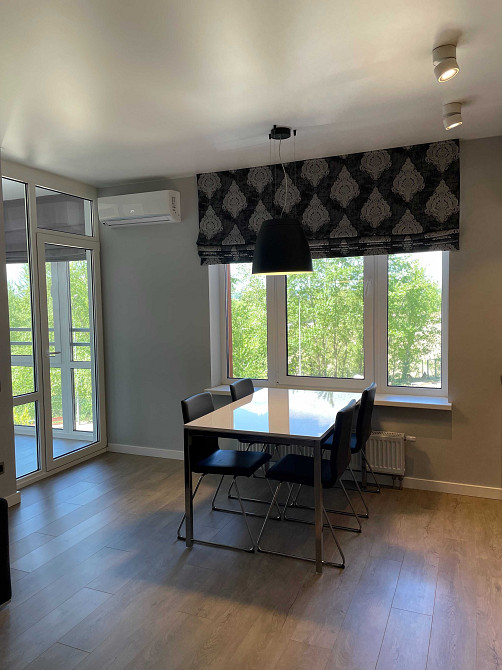 Видовая 2к квартира (кухня-гостинная+2 спальни) с ремонтом в ЖК Севен! Киев - изображение 4