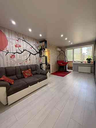 Продаж 1 кім. 11 мкрн. Лівий берег Кам`янське (Запорізька обл.)