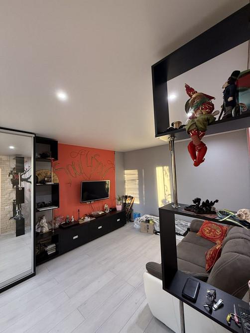 Продаж 1 кім. 11 мкрн. Лівий берег Кам`янське (Запорізька обл.) - зображення 8