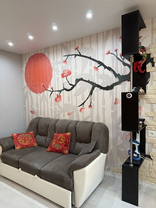 Продаж 1 кім. 11 мкрн. Лівий берег Кам`янське (Запорізька обл.) - зображення 2