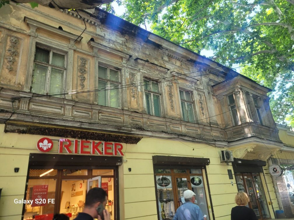 Продам 175м2 район Привоза , ЖД, под хостел Одесса - изображение 1