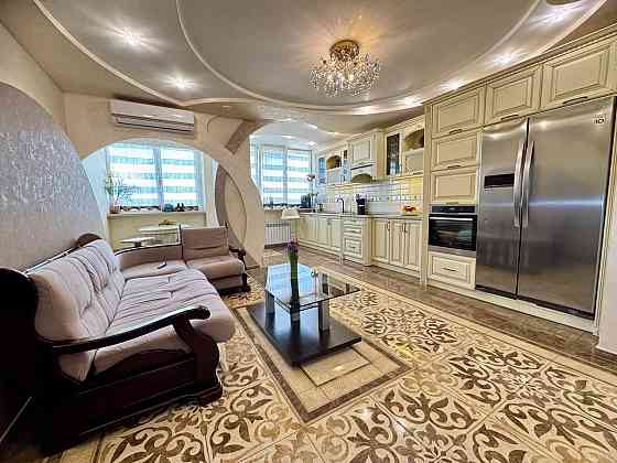 Продажа 4к с ремонтом в новом доме, паковка на два авто Дніпро