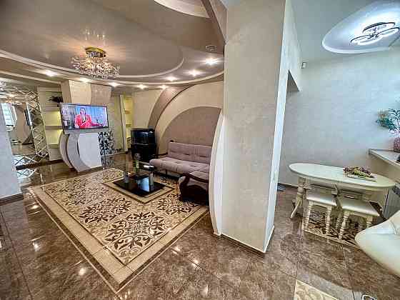 Продажа 4к с ремонтом в новом доме, паковка на два авто Дніпро