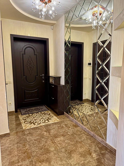 Продажа 4к с ремонтом в новом доме, паковка на два авто Дніпро - зображення 3