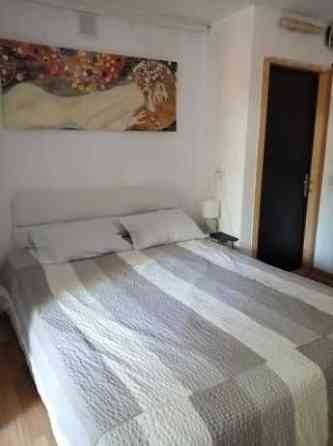 м.Іподром чи Васильківська, пров. Садовий. Продаж з меблями, технікою Киев