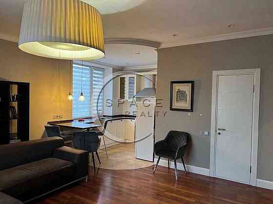 Продаж 3-к. квартира з дизайнерським ремонтом біля метро Васильківська Киев