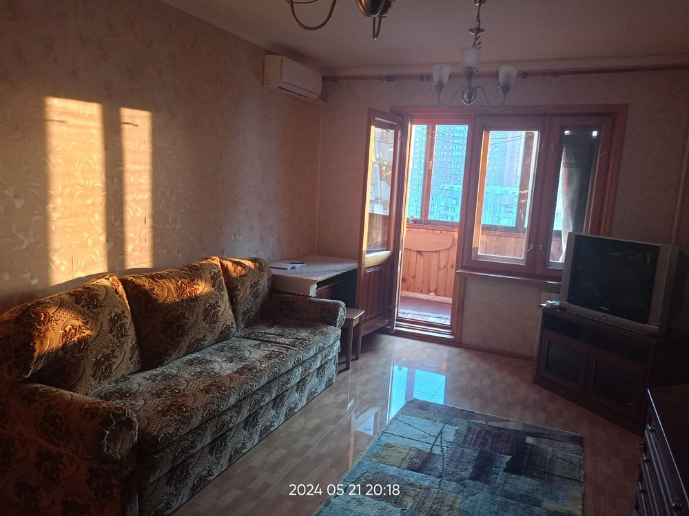 Здається 2-кімнатна квартира, м. Позняки вул. Кошиця 15 000грн Київ - зображення 1