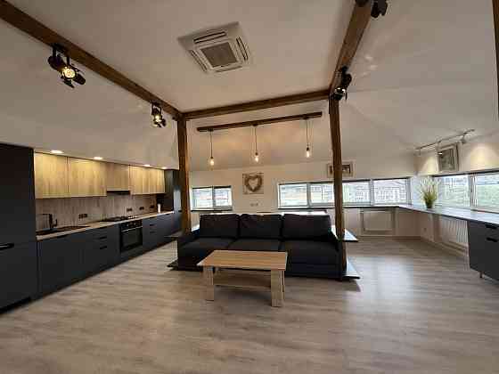 Ексклюзивна квартира для оренди Крихівці