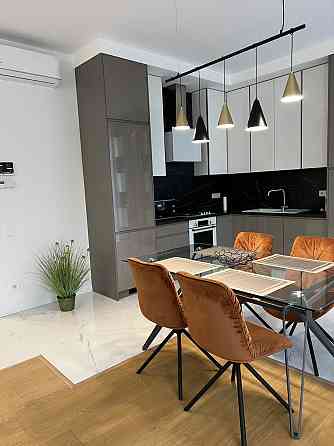 Оренда 2-кім. квартири 92 м.кв., в. Личаківська Львов