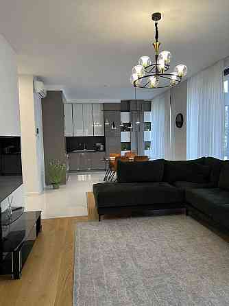 Оренда 2-кім. квартири 92 м.кв., в. Личаківська Львов