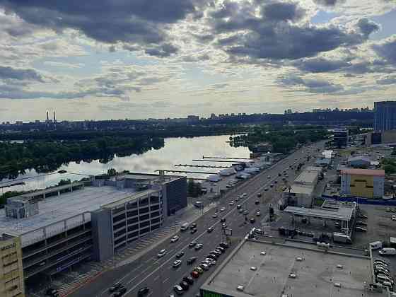 Продам квартиру з ремонтом Дніпровська набережна, 23, ТРЦ River Mall Киев