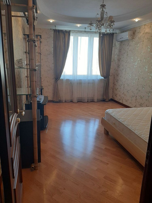 Продам квартиру з ремонтом Дніпровська набережна, 23, ТРЦ River Mall Киев - изображение 2