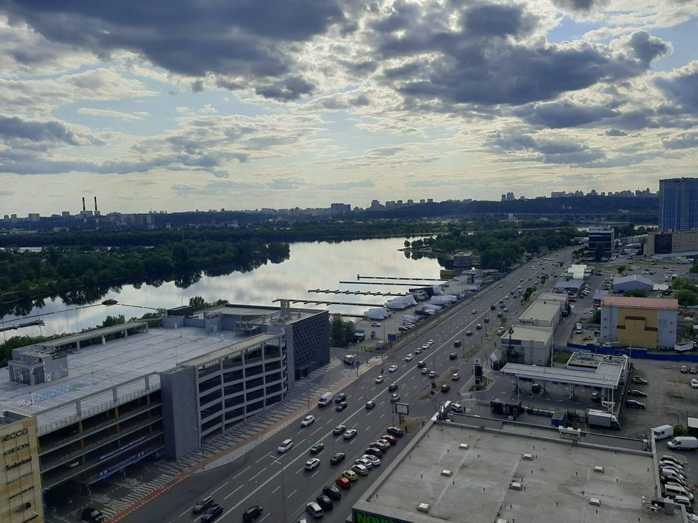 Продам квартиру з ремонтом Дніпровська набережна, 23, ТРЦ River Mall Киев - изображение 1