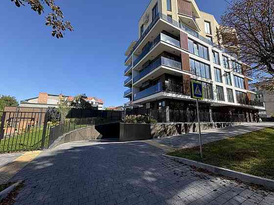 Продаж видової 2кімнатної квартири в будинку бізнес класу вул.Окружна Львов