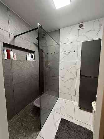 Двокімнатна квартира в новобудові з якісним ремонтом Львов