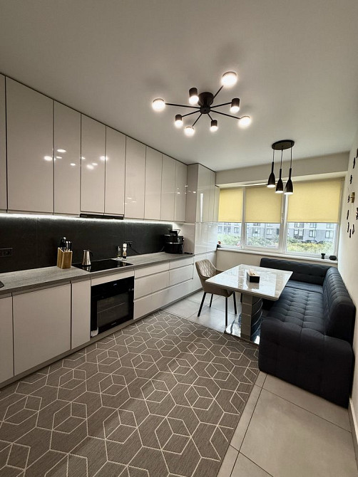 Двокімнатна квартира в новобудові з якісним ремонтом Львов - изображение 3