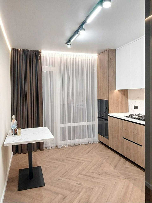 Однокімнатна квартира з дизайнерським ремонтом у ЖК Family Plaza Ивано-Франковск - изображение 3