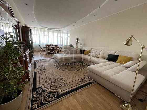 Продаж квартири, вул. Хмельницького Богдана, Шевченківський р-н Киев