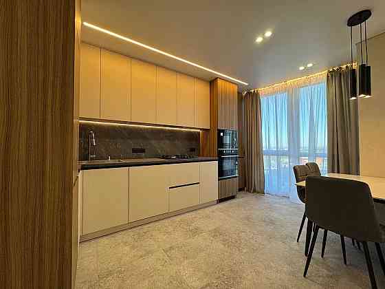 Функціональна однокімнатна в ЖК Паркова Алея Угорники