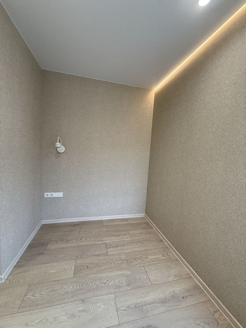 Найдешевша 1к з ремонтом в ЖК Молодість! Балкон! Ирпень - изображение 6