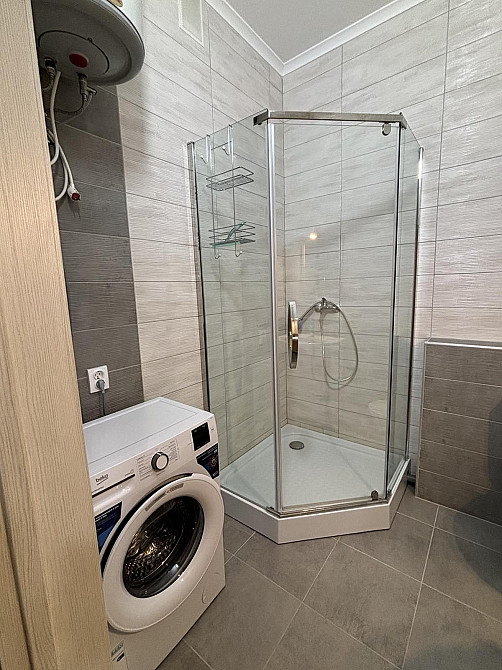 Градинська  7,  "євродвушка"  біля ТЦ " Район" Киев - изображение 7