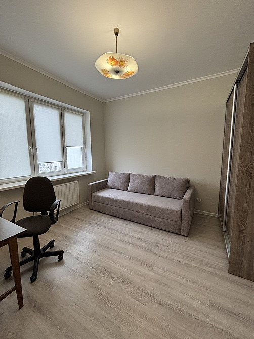 Градинська  7,  "євродвушка"  біля ТЦ " Район" Киев - изображение 2