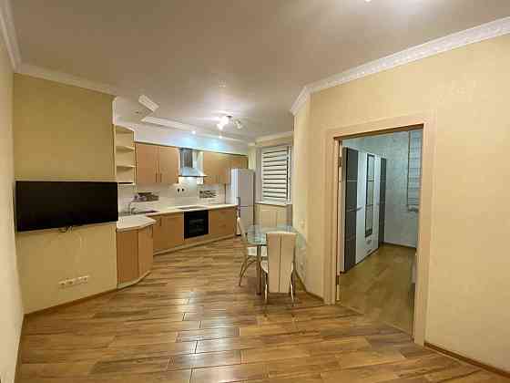 Вокзал Патріарха Мстислава Скрипника, 40 Сдам Міні - двушку Київ