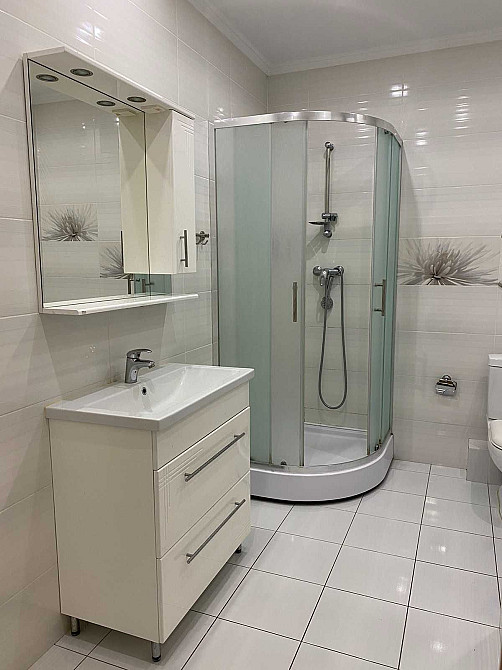 Вокзал Патріарха Мстислава Скрипника, 40 Сдам Міні - двушку Киев - изображение 3