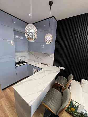 Сдам 2 ком квартиру в ЖК О. Гончара 40. Нагорка центра паркинг. Днепр