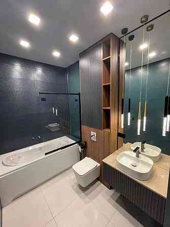 Сдам 2 ком квартиру в ЖК О. Гончара 40. Нагорка центра паркинг. Днепр