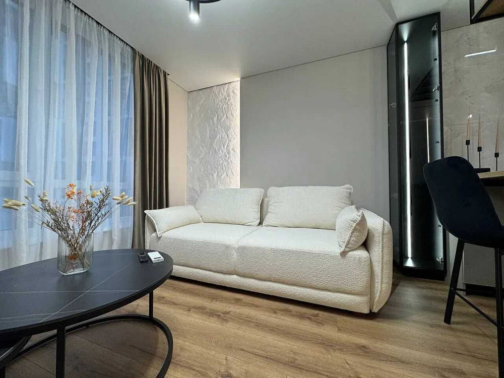 Велика однокімнатна з ремонтом в жк Manhattan Ивано-Франковск - изображение 4