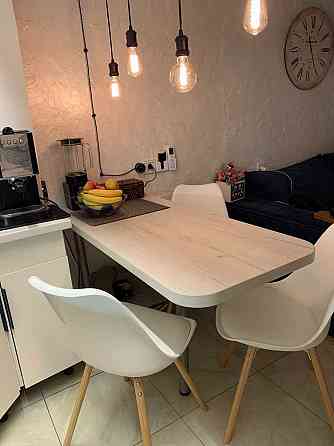 Улица Березняковская 20, 8/9 Київ