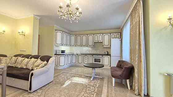 Оренда Квартира 3-к 130 м.кв Севастопольська площа Камін Дворівнева Київ