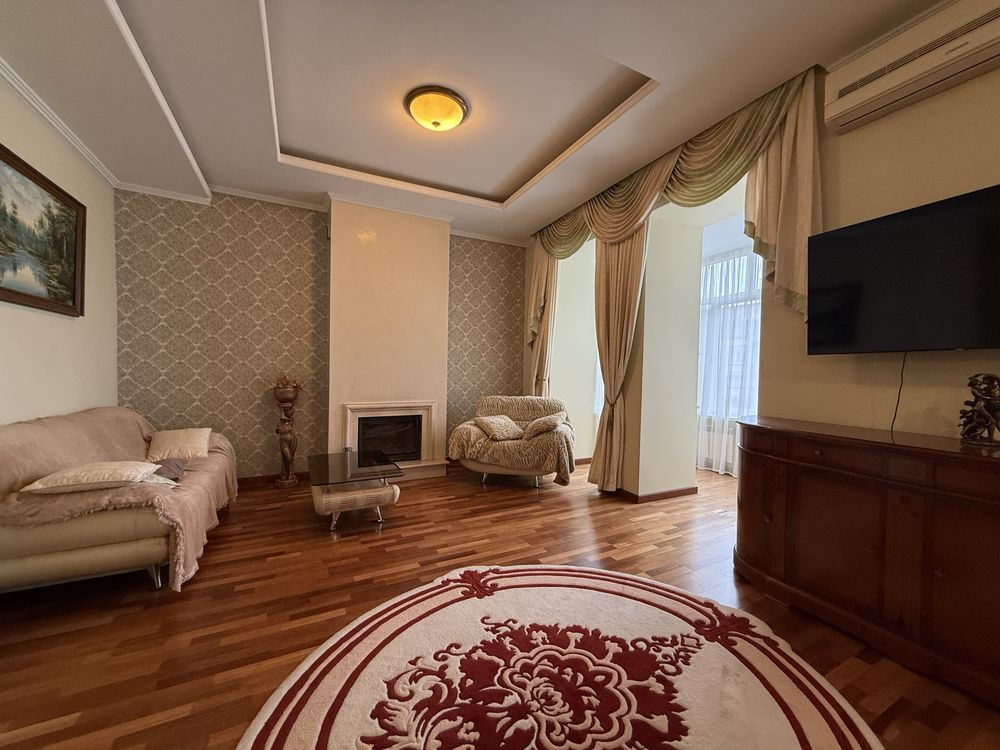 Вул.Предславинська 24 метро Палац України Київ - зображення 2