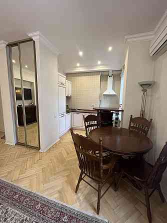 Оренда 1  кім квартири метро Арсенальна з окремою спальнею Київ