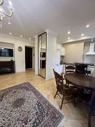 Оренда 1  кім квартири метро Арсенальна з окремою спальнею Київ