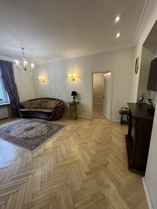 Оренда 1  кім квартири метро Арсенальна з окремою спальнею Київ - зображення 3