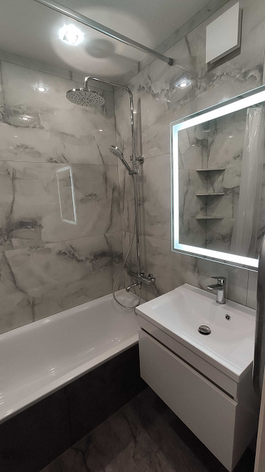 Без %, Оренда 3-к квартири, поруч з м.Академмістечко, Прилужна 14 Київ - зображення 1