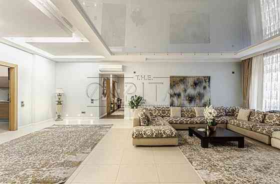 Оренда просторої 4-кімнатної квартири в центрі Києва Київ