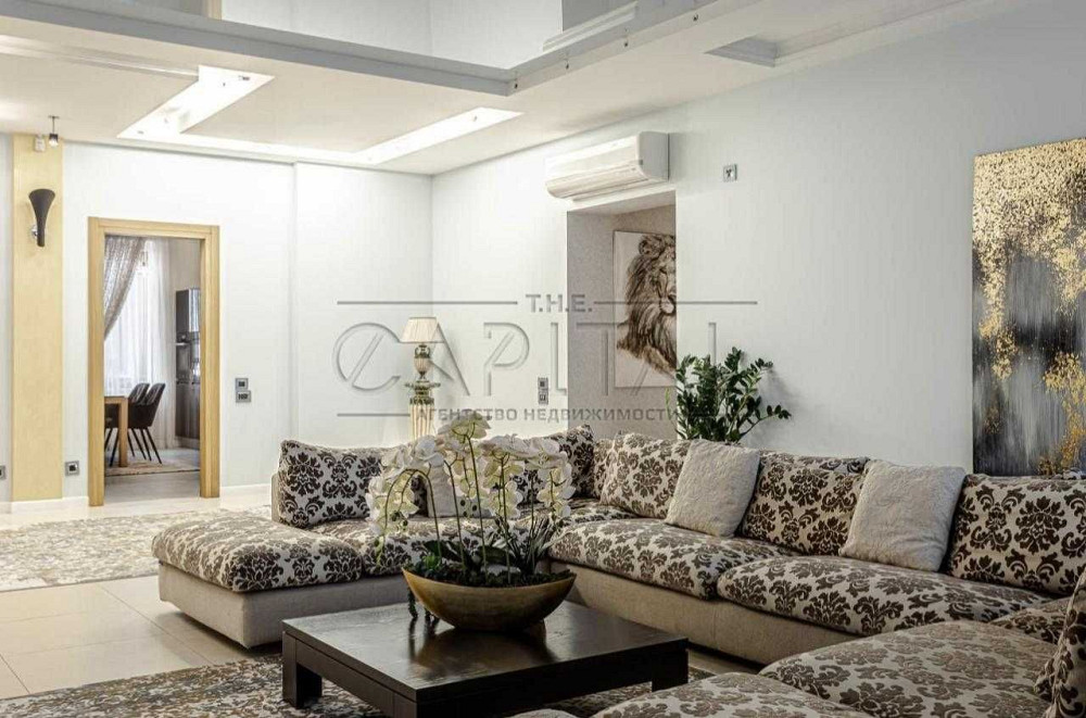 Оренда просторої 4-кімнатної квартири в центрі Києва Київ - зображення 1